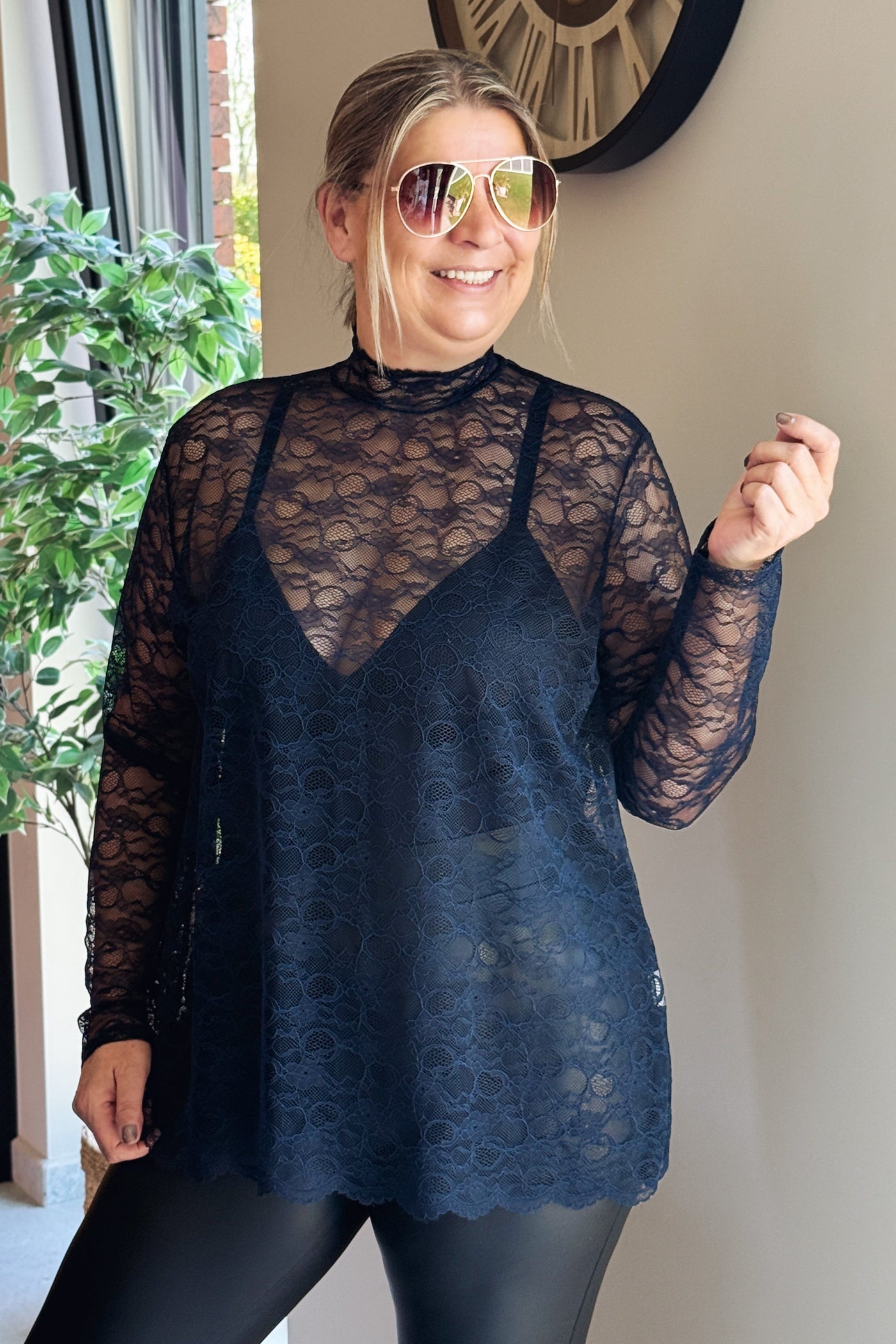 Top Dentelle Lilou Bleu Marine GT