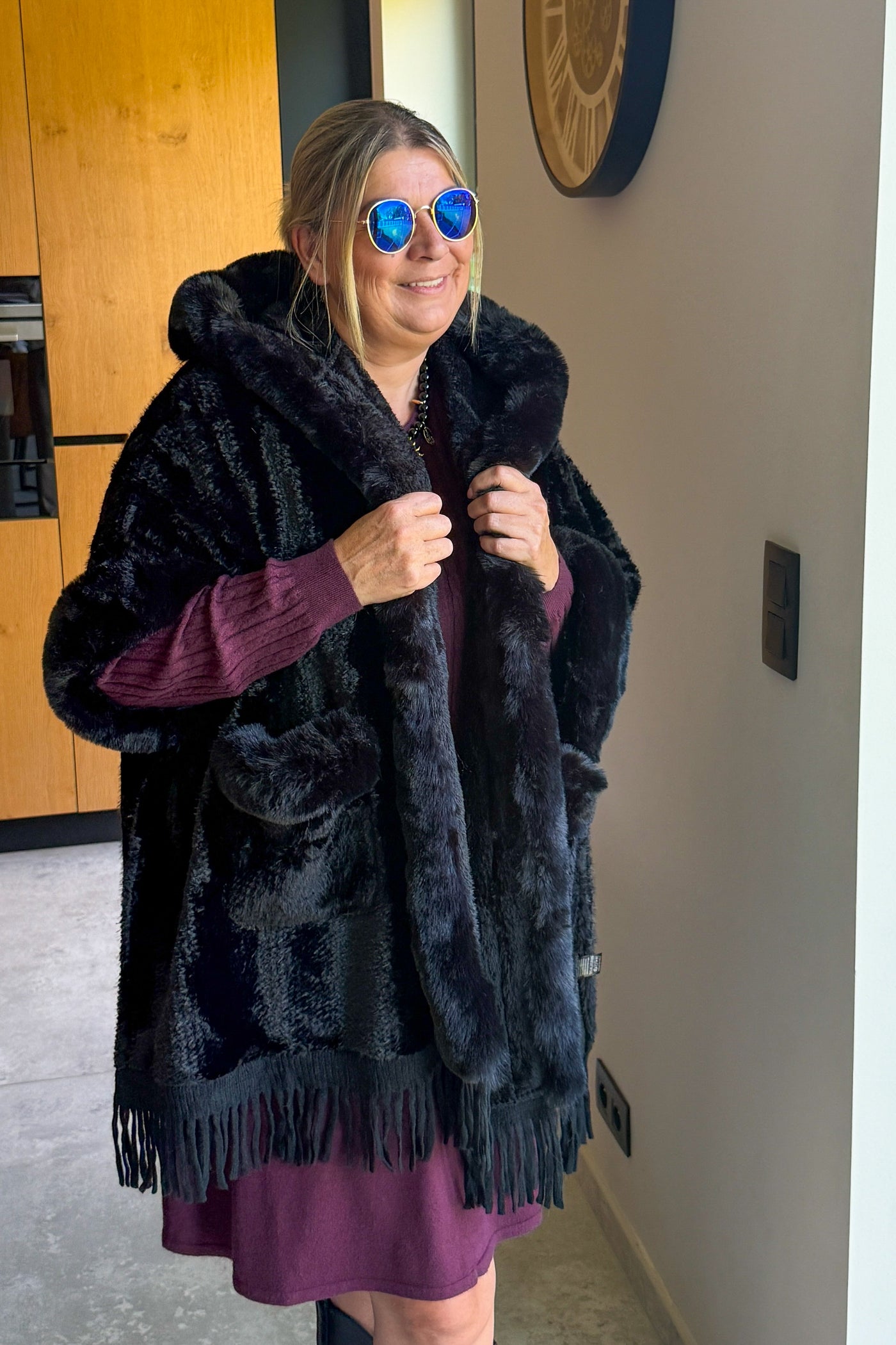 Poncho Kalinka Noir (15307740283205)