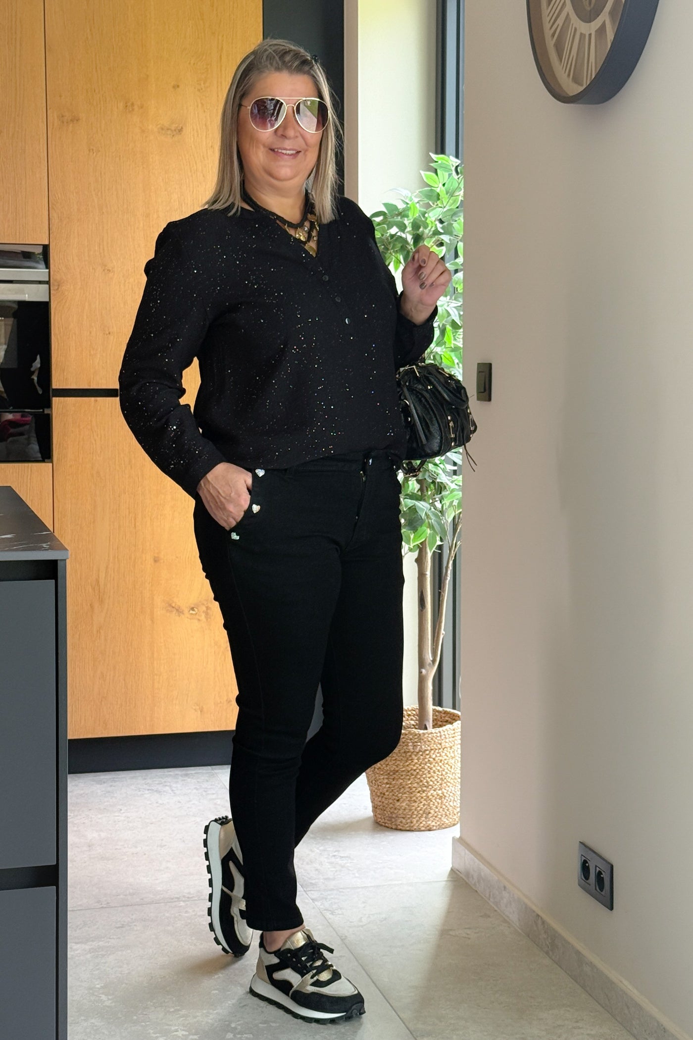 Jeans Noir à Boutons Cœurs