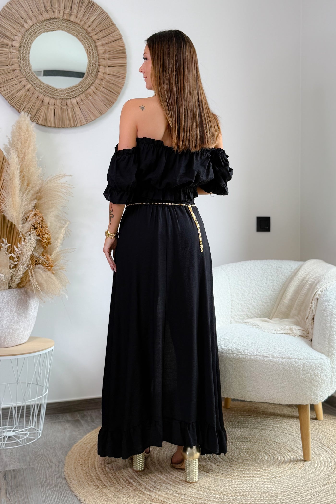 Ensemble Carlotta Noir (15147807637829)