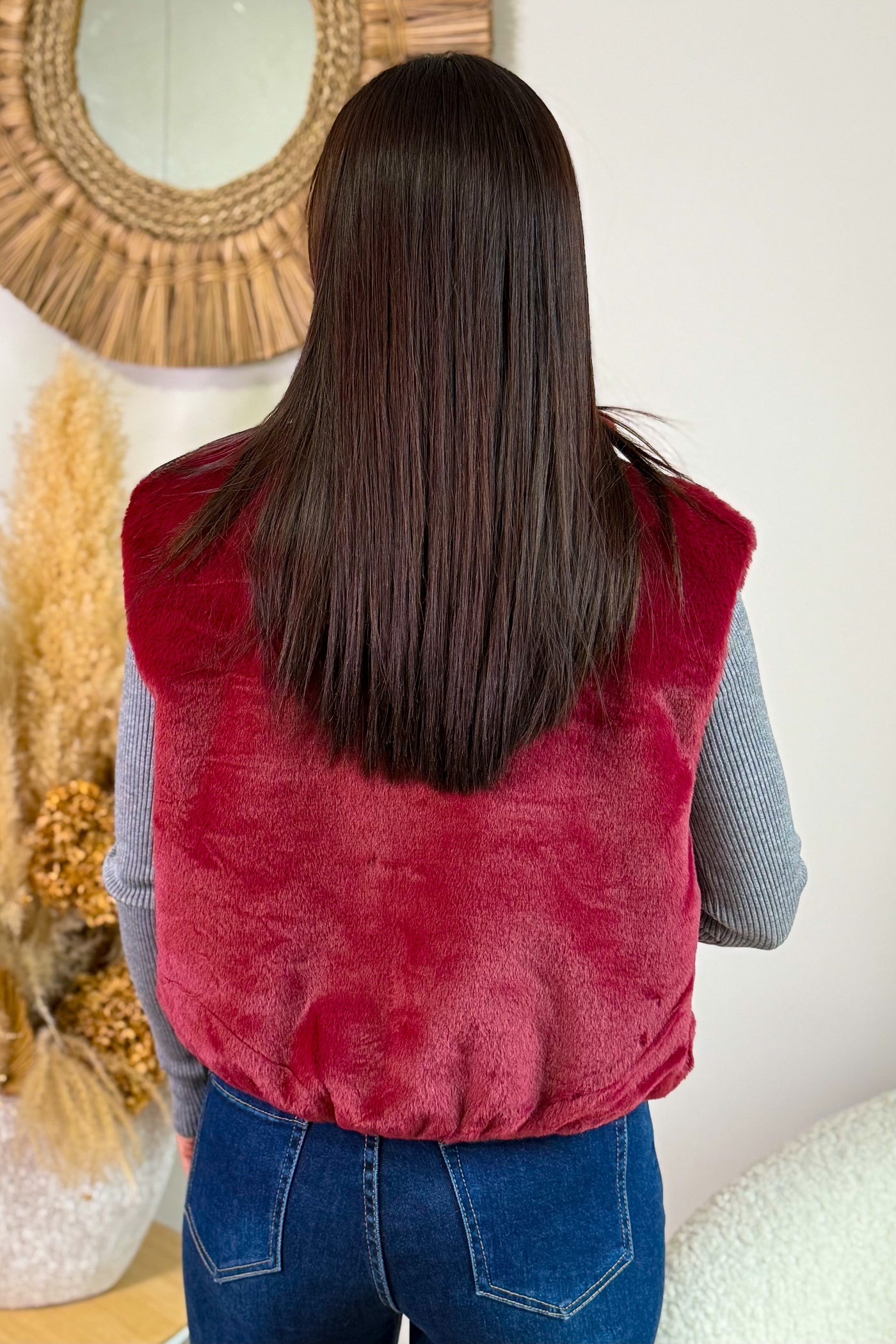 Gilet Sans Manches Fausse Fourrure Esther Bordeaux