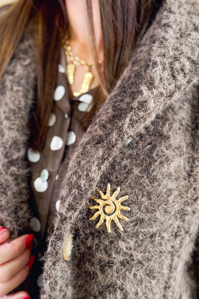 Broche Soleil Doré (15297475084613)