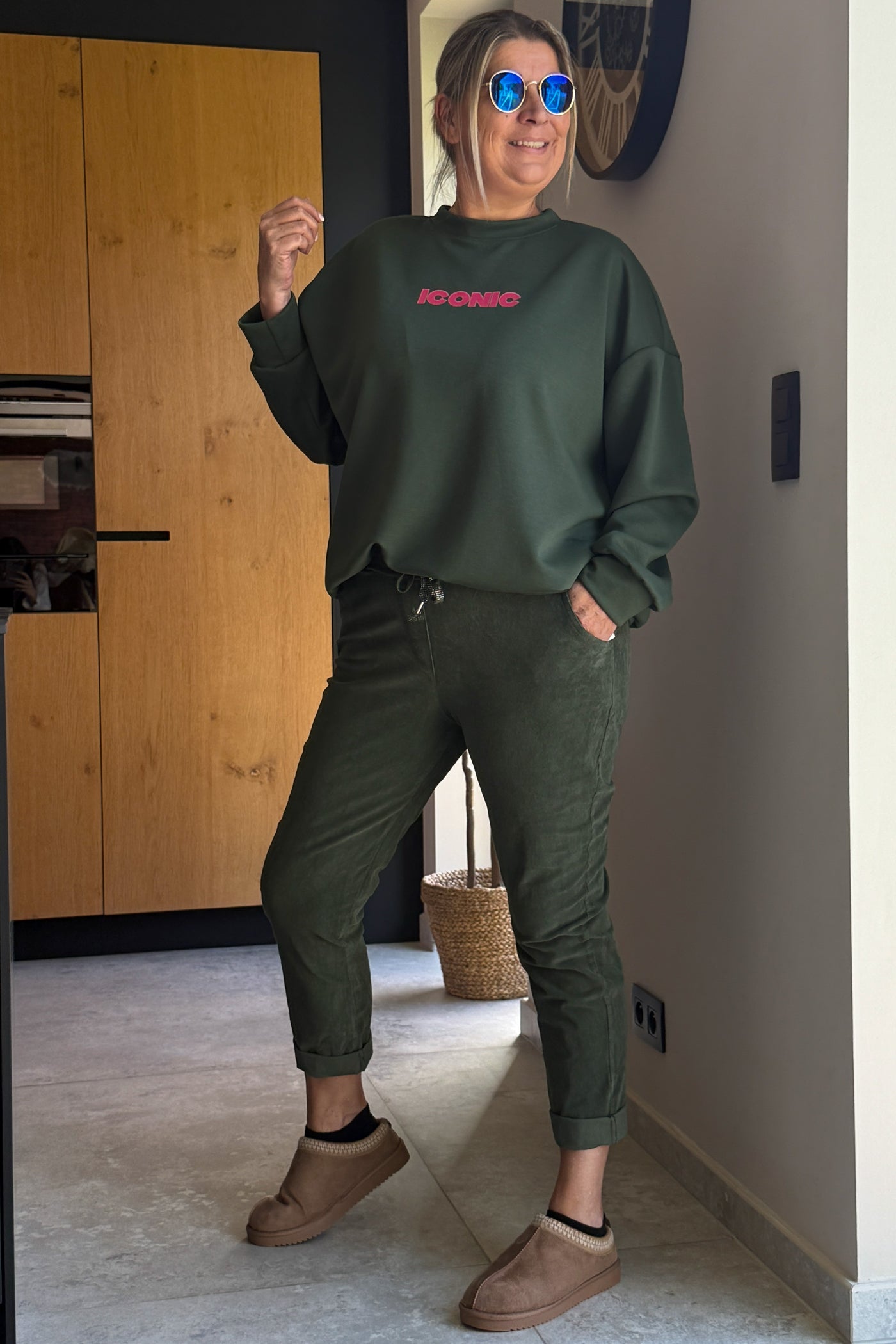 Sweat " Iconic" Kaki GT (15353685311813) (15353752748357)