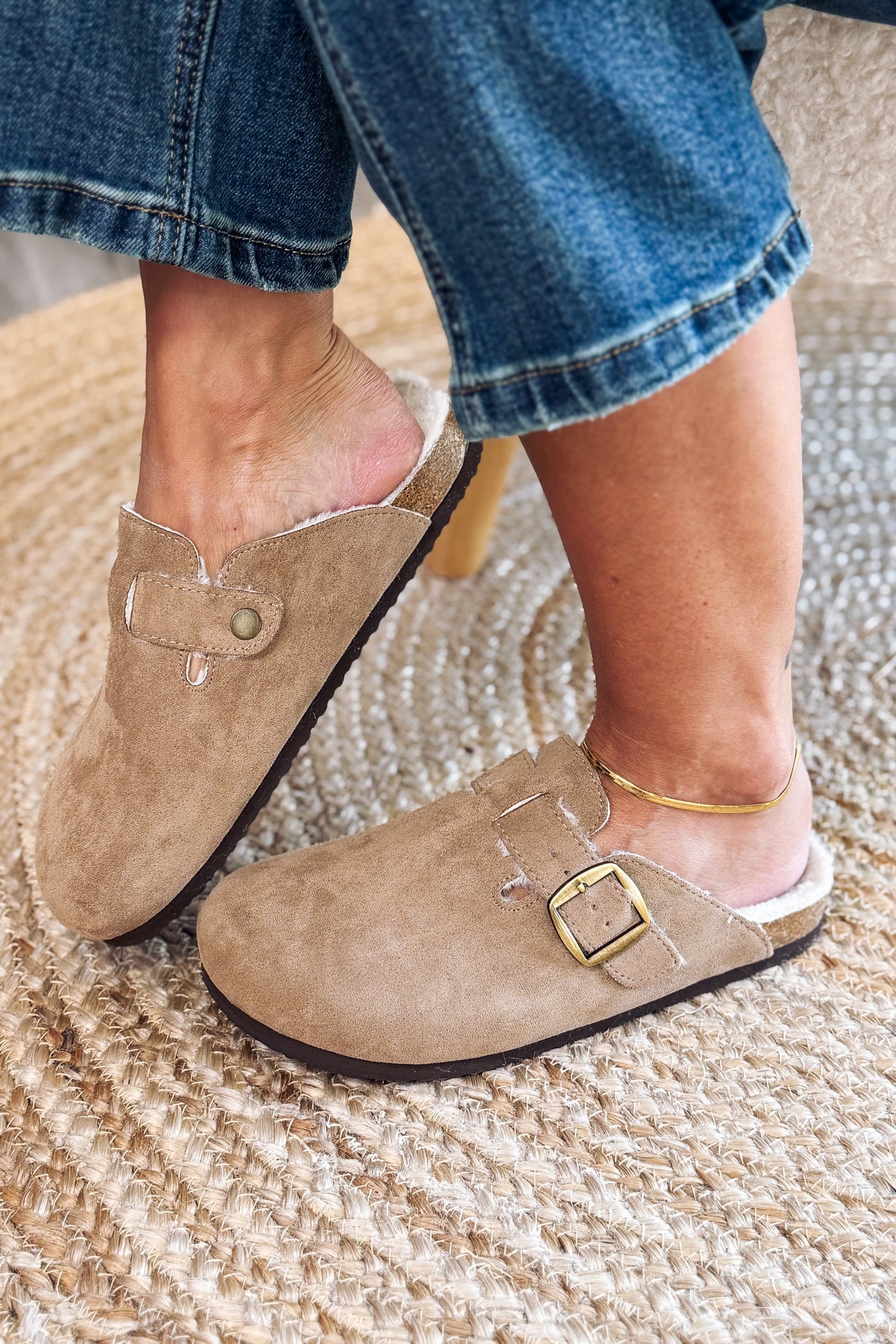 Mules Mayi Beige (15242325131589)
