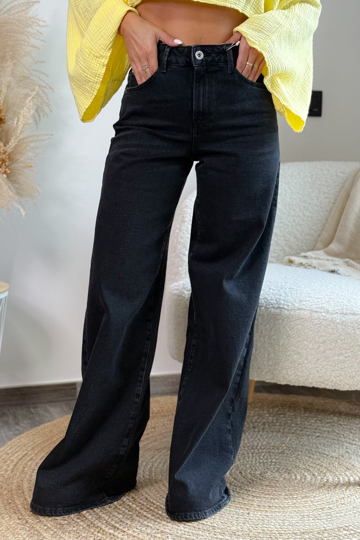Jeans Célia Ultra Wide Fit Noir Longueur 32 (15172871848261) (15172883153221)