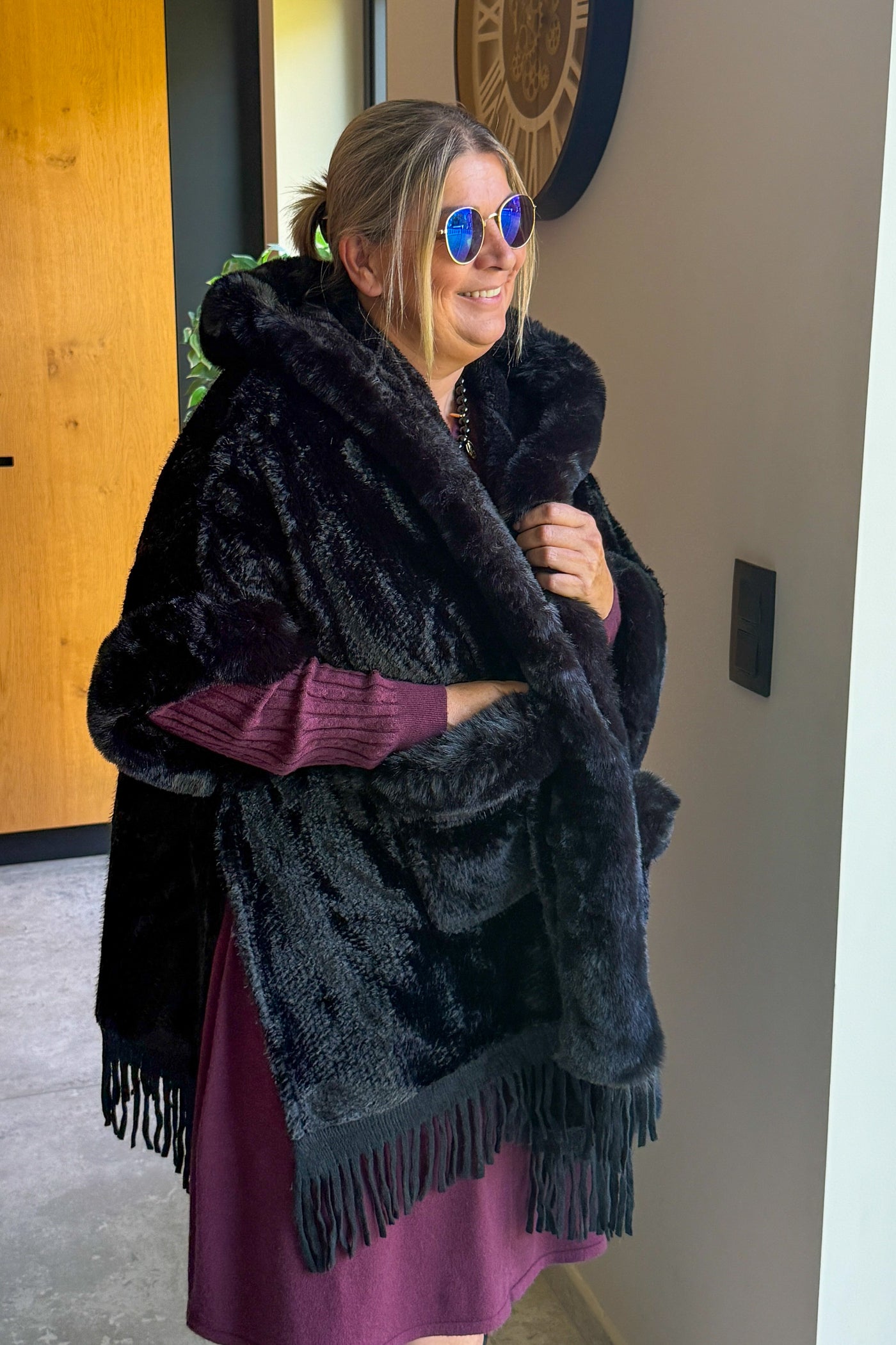Poncho Kalinka Noir (15307740283205)