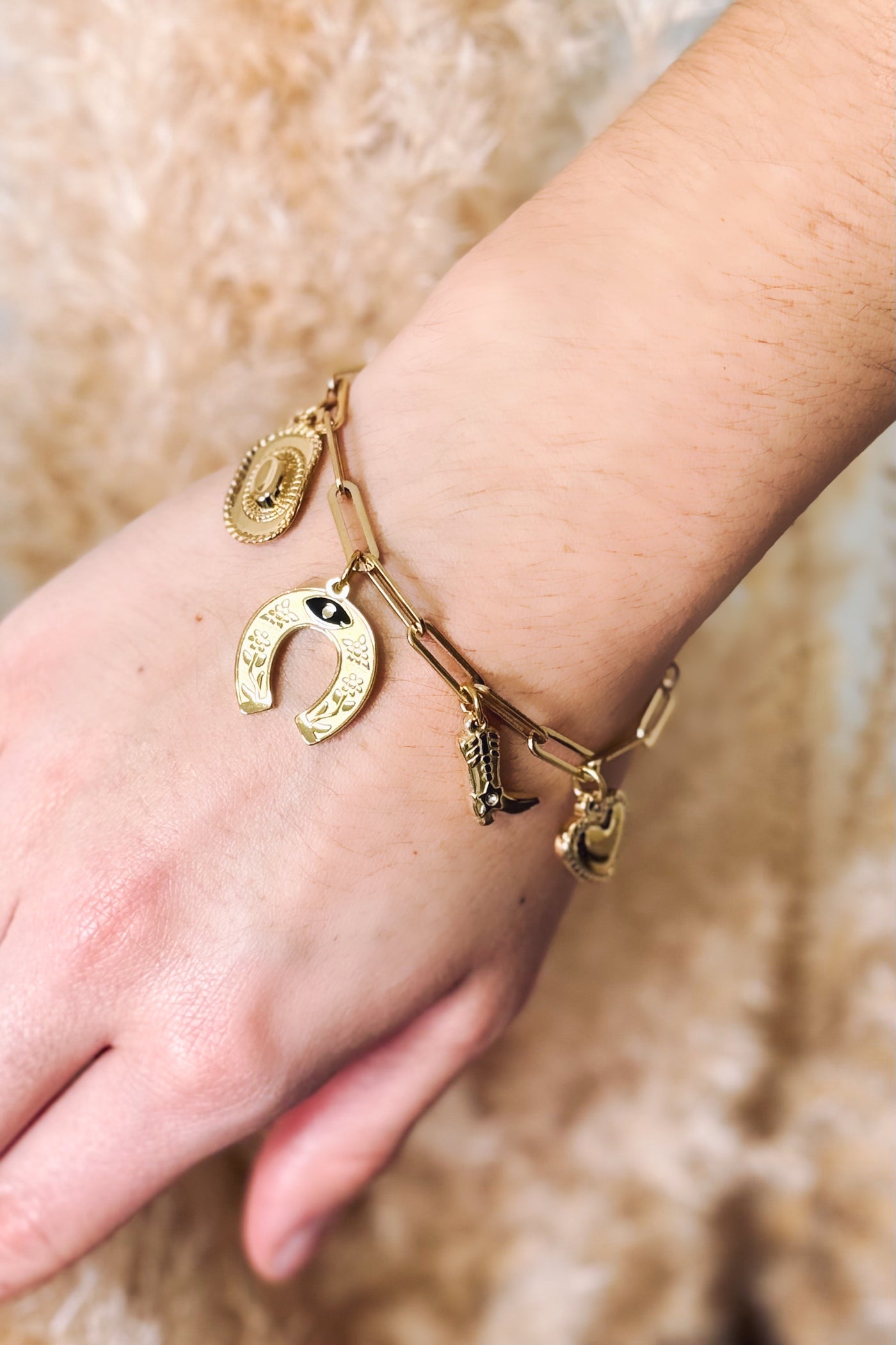 Bracelet Breloque Western Doré