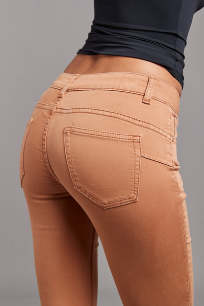 Jeans TOXIK L750-82 Camel Push up (9643613978949)