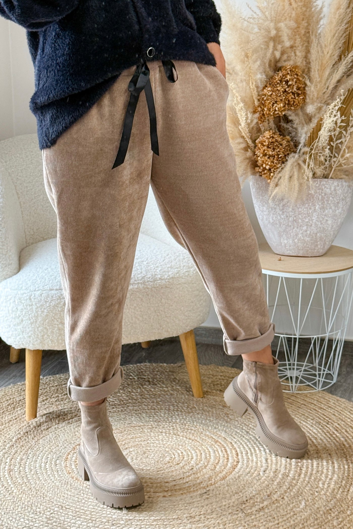 Pantalon Velours Saliana Beige ( 42-48 ) (9713362469189)