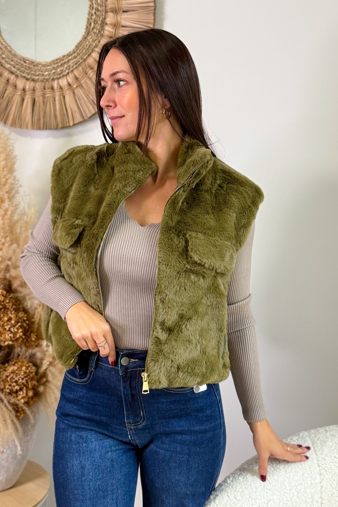 Gilet Sans Manches Fausse Fourrure Esther Kaki