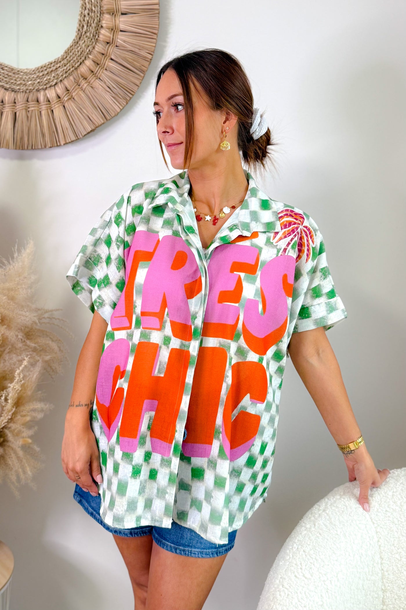 Chemise "Très Chic" Manches Courtes Vert (15086372749637)