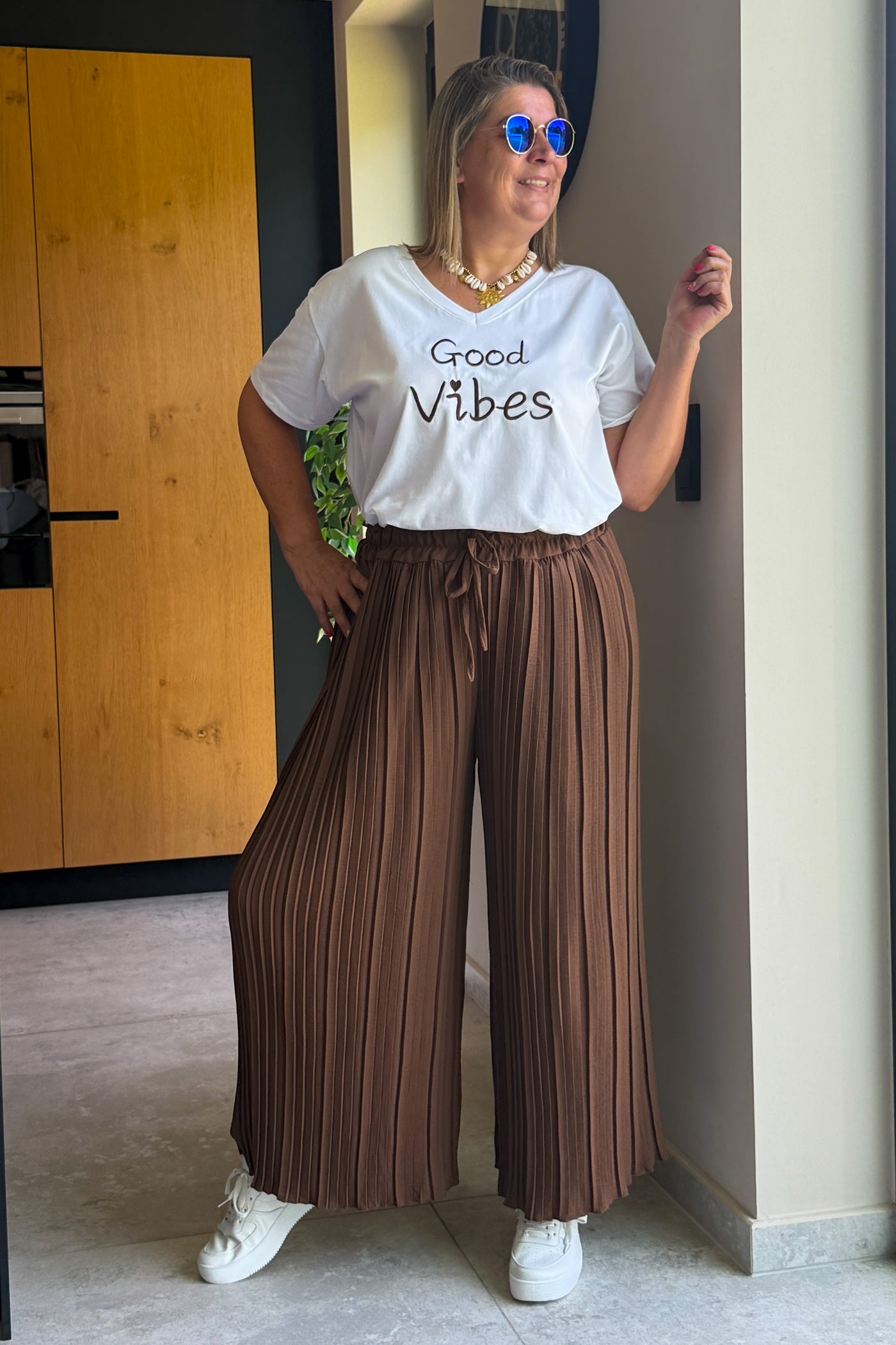 T-Shirt " Good Vibes" Choco GT (42/48) (15162277167429) (15162283753797)