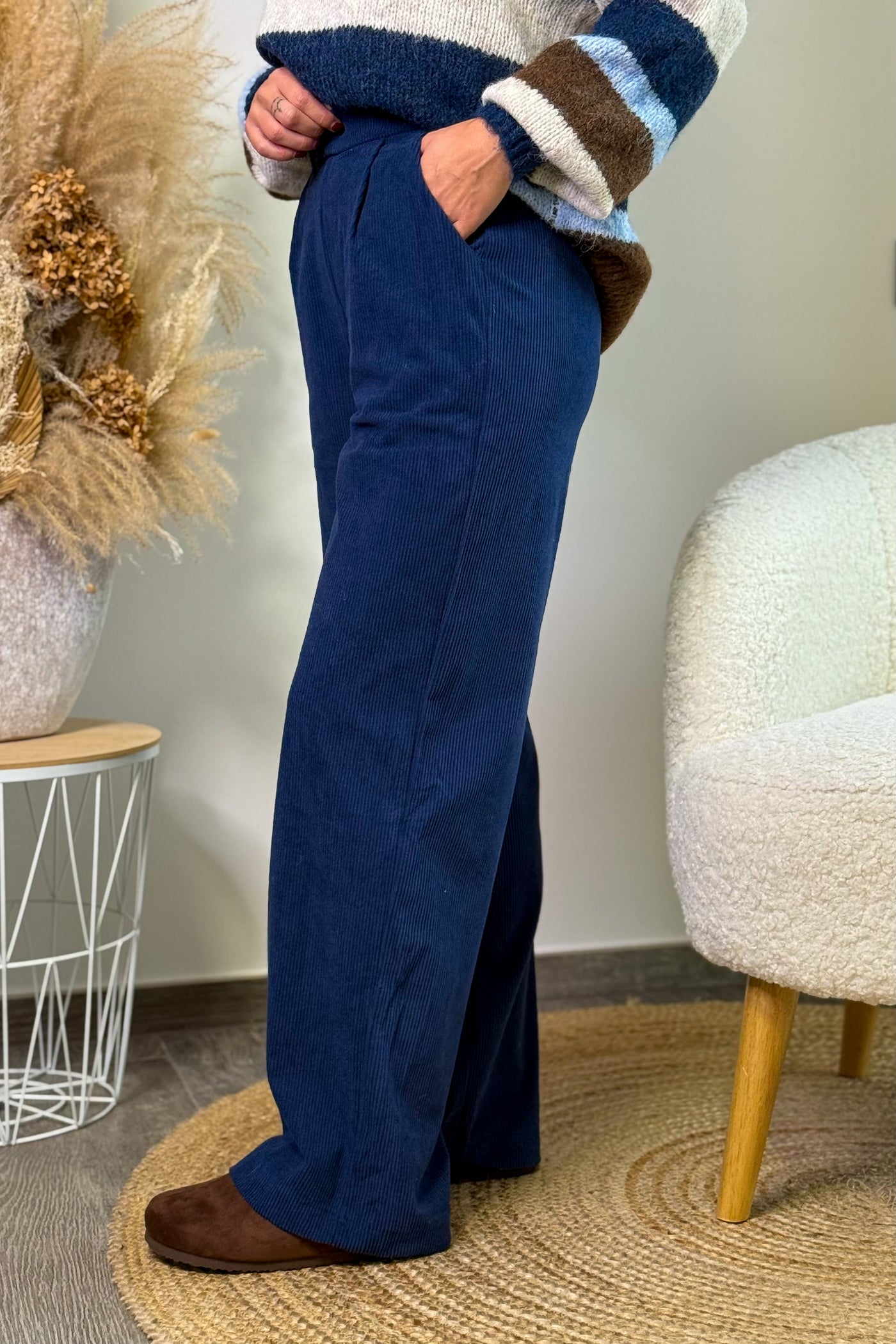 Pantalon Bridget En Velours Bleu Marine