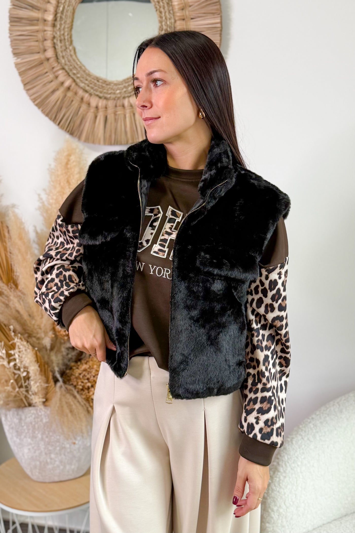 Gilet Sans Manches Fausse Fourrure Esther Noir