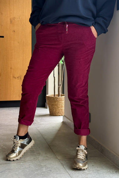 Pantalon Magique Gabrielle En Velours Bordeaux GT (15353677152581)