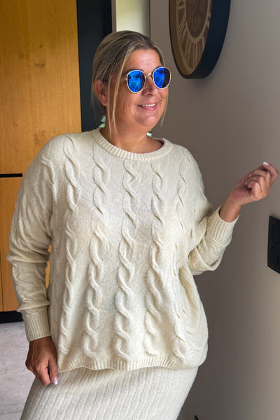 Pull CarJeanett Ecru Carmakoma (15260698214725)