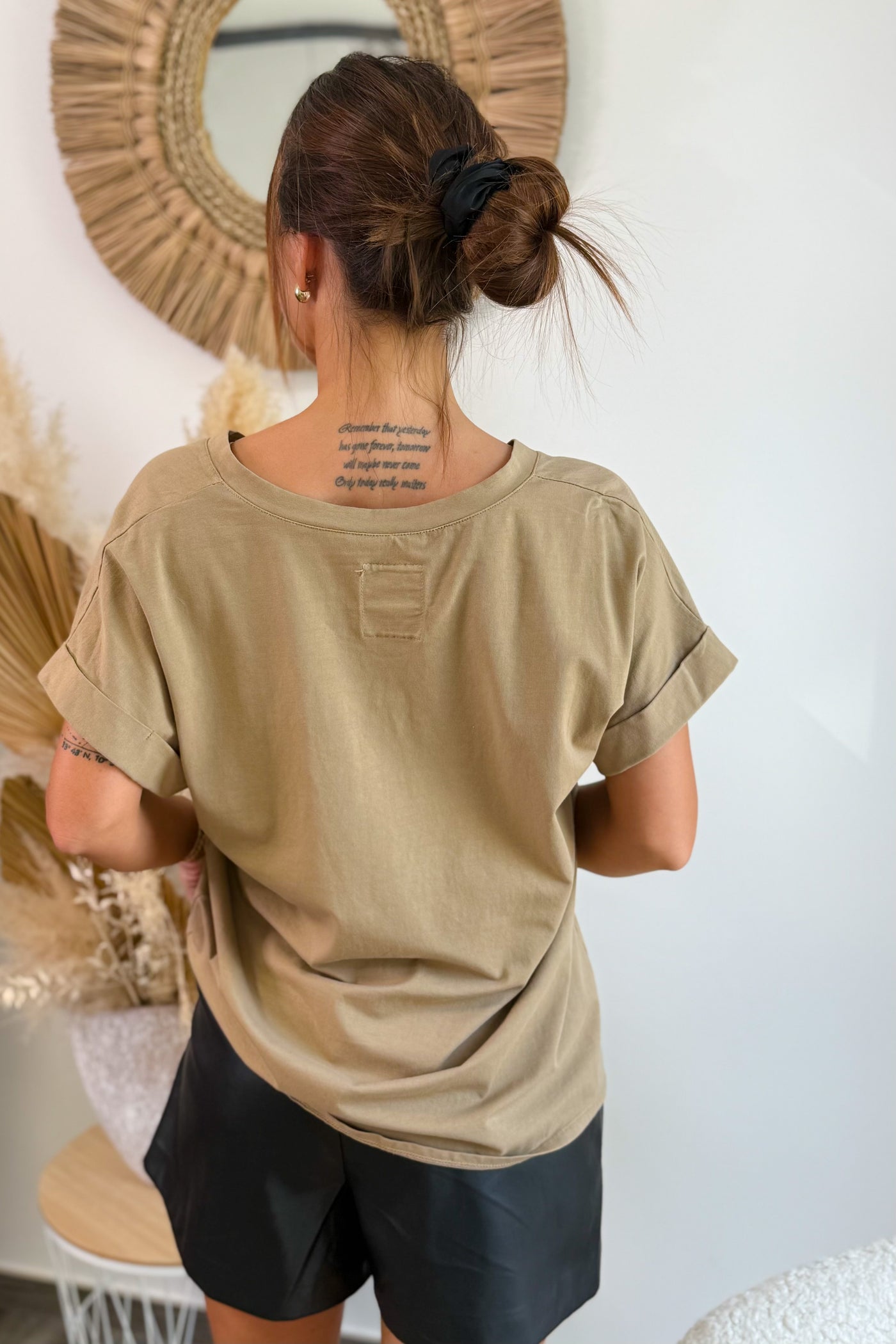 T-Shirt Daniel Camel (15197956800837)